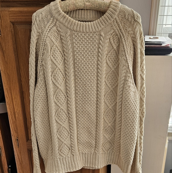 LL Bean Fisherman's Knit Sweater - Picture 4 of 10